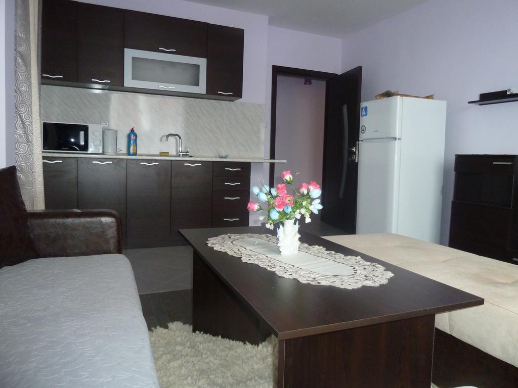 Anfid Apartments Burgas Luaran gambar