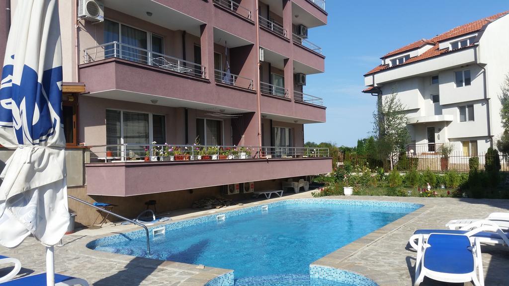 Anfid Apartments Burgas Luaran gambar