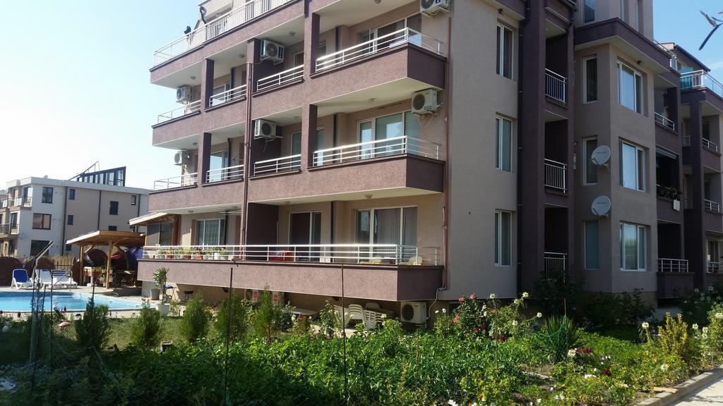 Anfid Apartments Burgas Luaran gambar