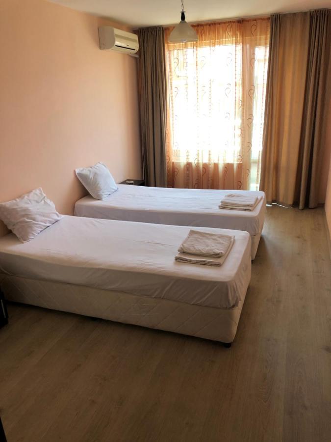 Anfid Apartments Burgas Luaran gambar