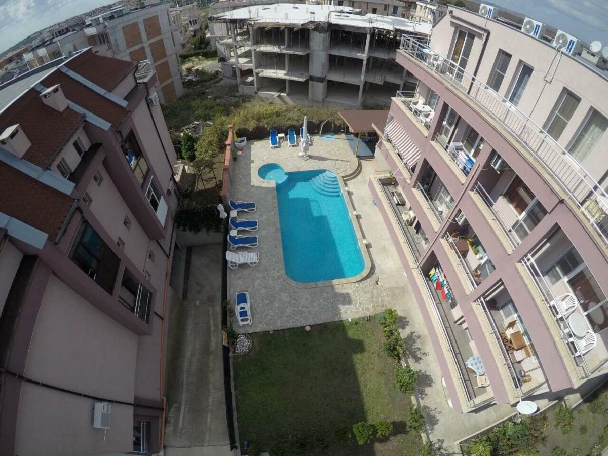 Anfid Apartments Burgas Luaran gambar