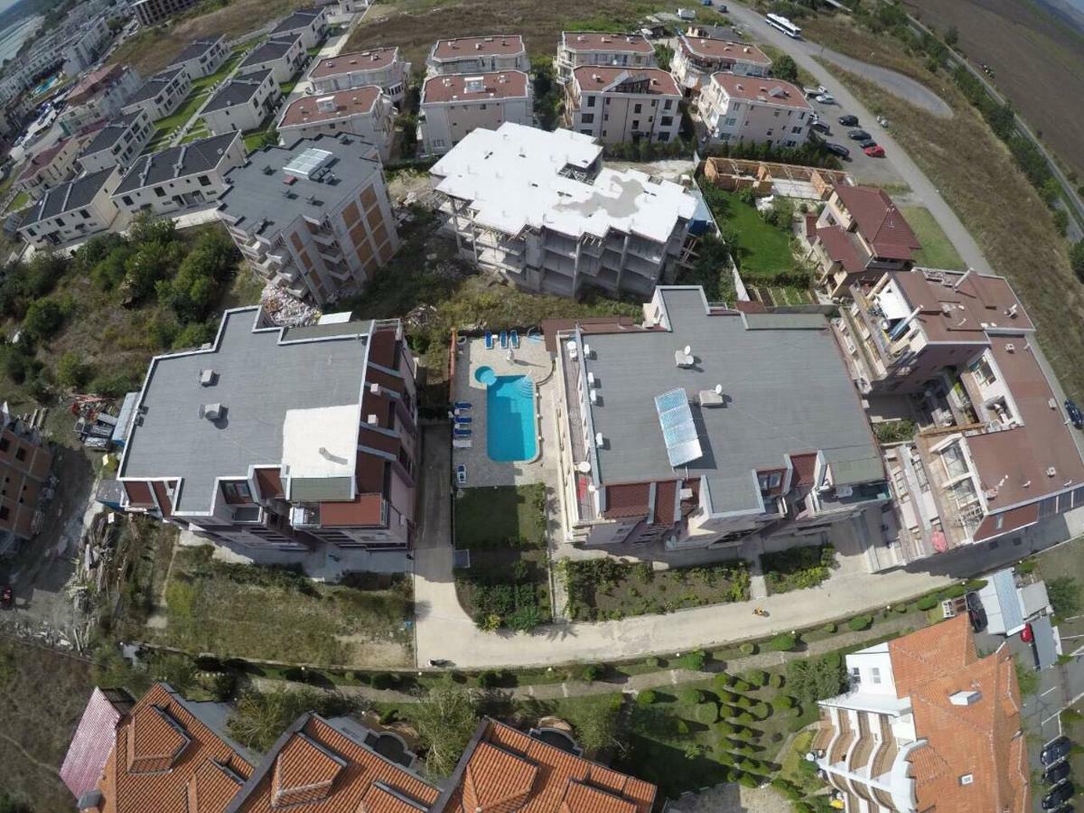 Anfid Apartments Burgas Luaran gambar